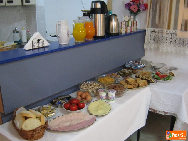 Апартмани Танески