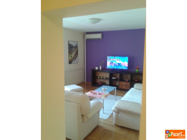 Se Iznajmuva Prekrasen Stan Vo Centar