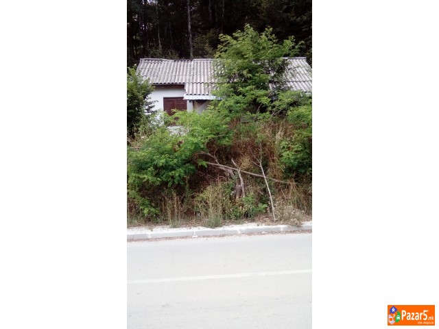 Se Prodava Vikendica Vo Mavrovo