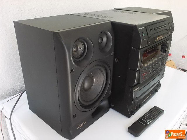 Прекрасен Јапонски Sony Систем со оригиналмо далин