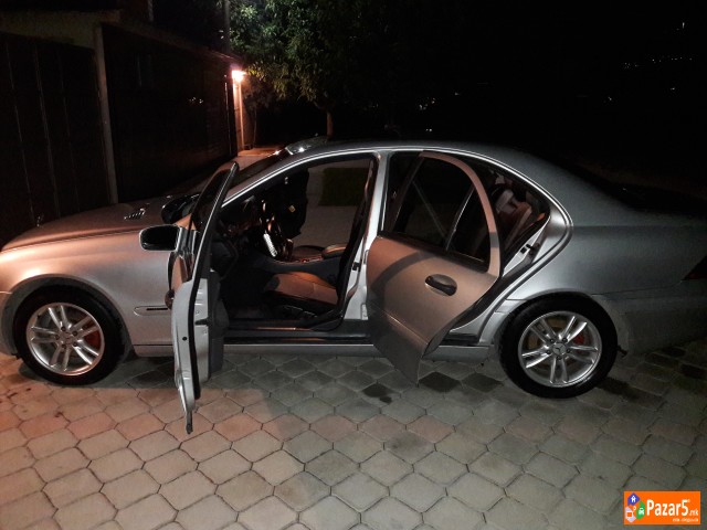 Mercedes Benz C220