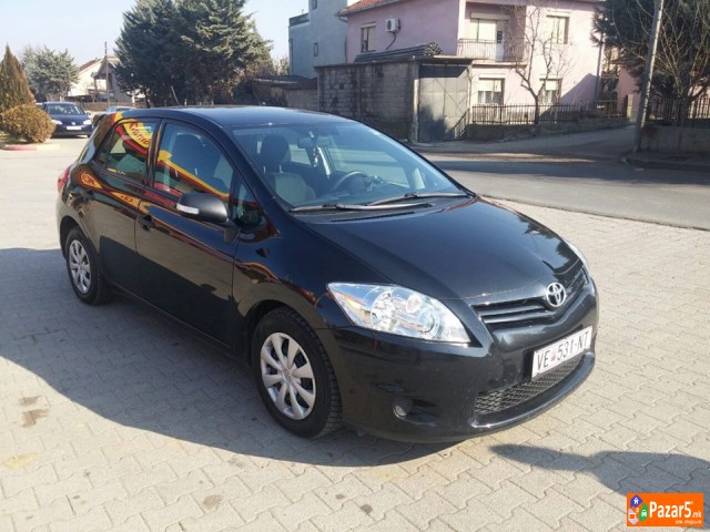 Toyota Auris Vo Odlichna Sostojba 2011
