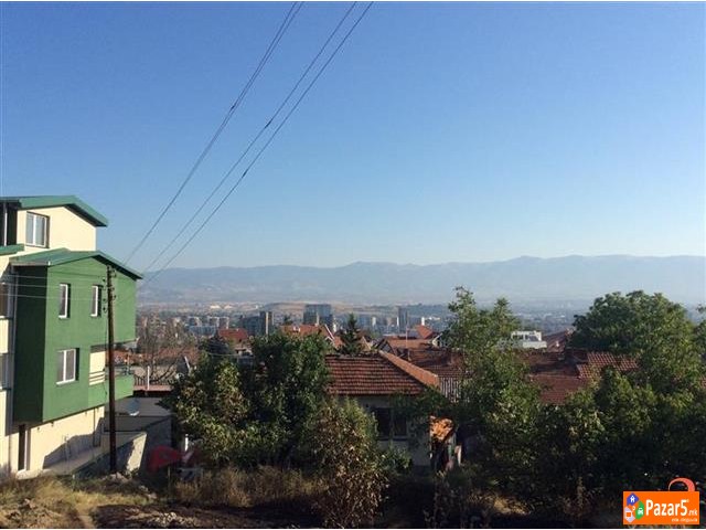 Продавам плац во Жданец