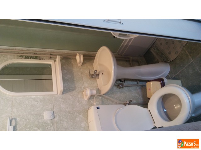 Iznajmuvam Sobi Vo Raca