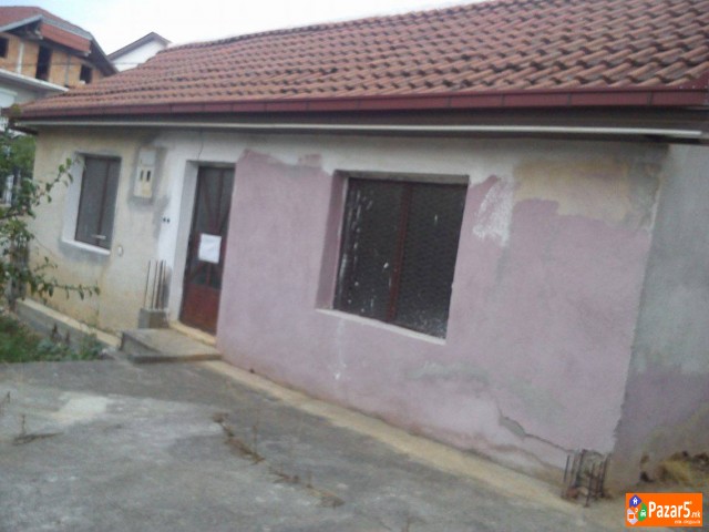 Se Prodava Kuka Vo Radovis