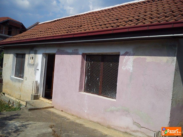 Se Prodava Kuka Vo Radovis