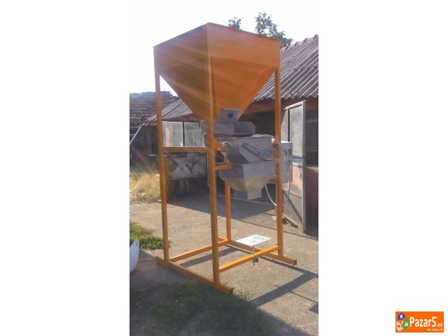 Pakerki Dozeri Transporteri Mlinovi Mesaci