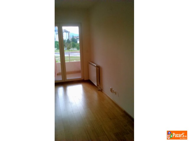 ПРОДАВАМ СТАН ВО НОВО ЛИСИЧЕ