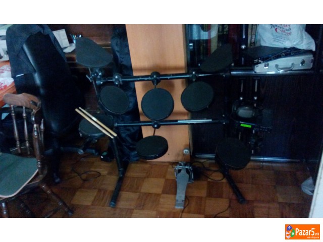 Продавам електронски тапани Roland Td7