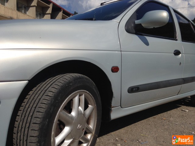 Renault Megane 1.9dti -klima-99