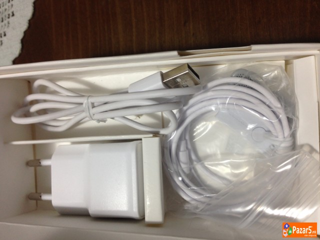 Prodavam Nov Samsung Galaxy (2016)