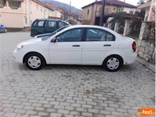 Hyundai Accent  2009god 1.4 Benzin Plin Full Moze 