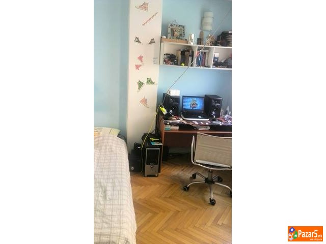 Продавам стан во центар (до Бугарска амбасада) 53м