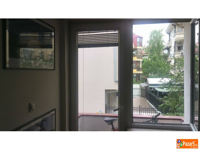 Продавам стан во центар (до Бугарска амбасада) 53м