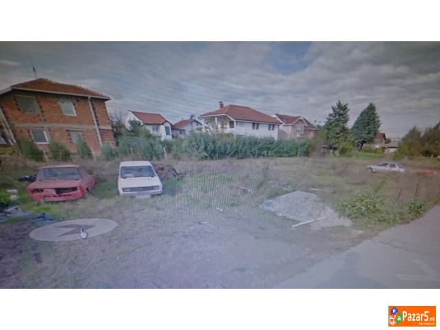 Плац во Пинтија