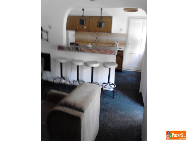 Izdavam Stan Vo Centr-skopje