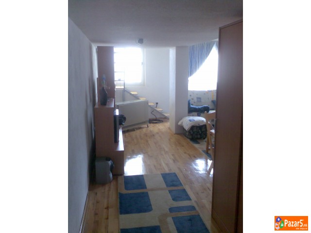  Издавам гарсоњера во Охрид-цела година