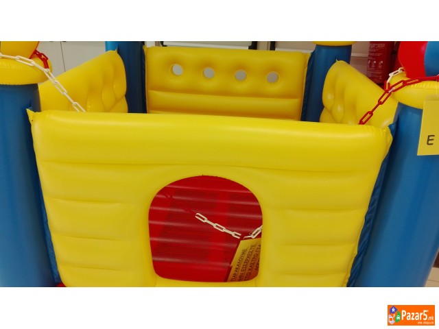 Se Prodava Vozgusen Grad