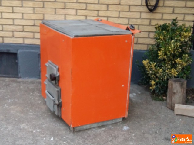 Продавам котел за парно 24КВ