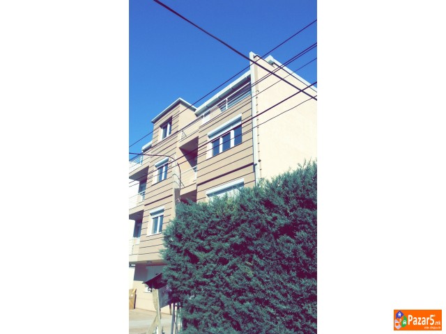 Se Izdava /iznajmuva Stan Vo Crnice So Pogled Na S