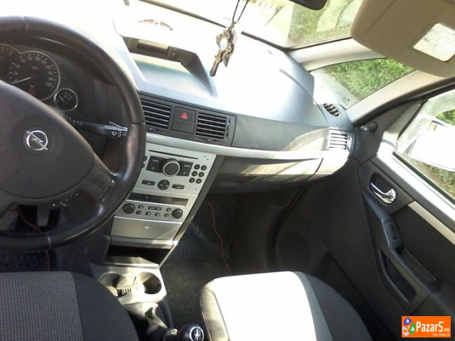 Odlicna Meriva 1.7tdci Isuzu 2005