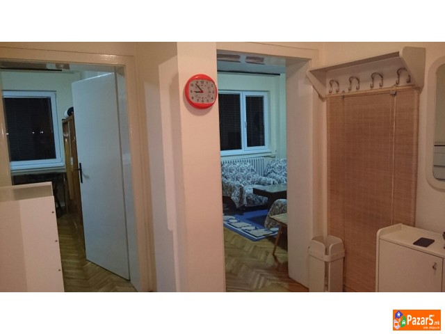 Се издава стан во Центар