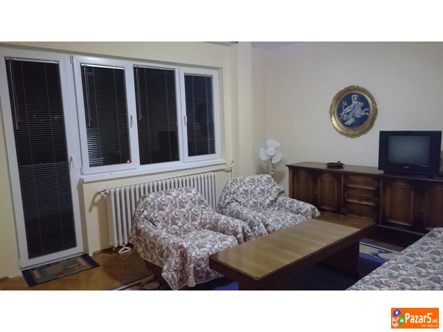 Се издава стан во Центар