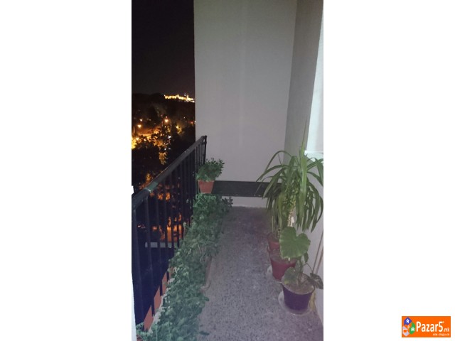 Се издава стан во Центар