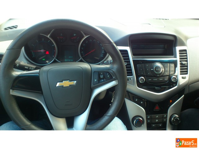 Se Prodava Chevrolet Cruze 1.8 Ls + Plin  2010 God