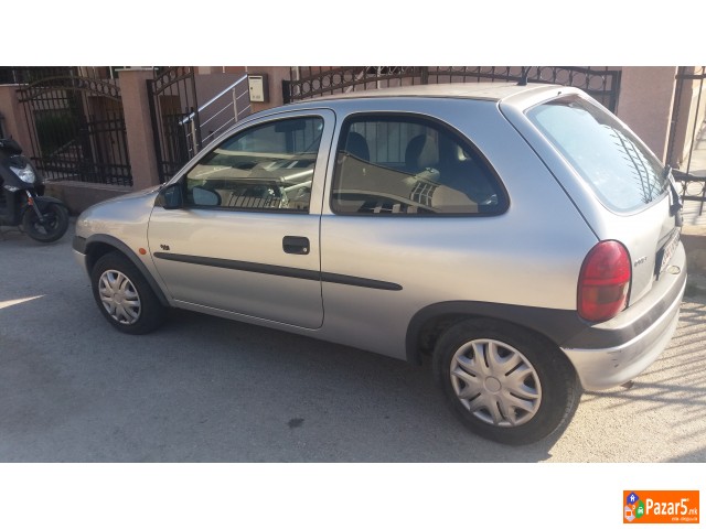 Opel Corsa 2000 God.atestiran Plinski Ured