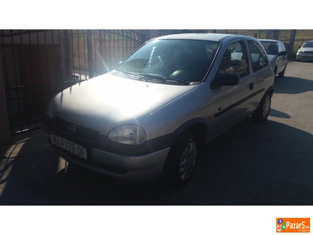 Opel Corsa 2000 God.atestiran Plinski Ured