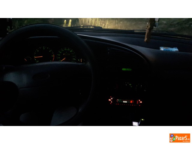 Prodavam Ford Mondeo 1.8td Full Oprema Odl Sostojb