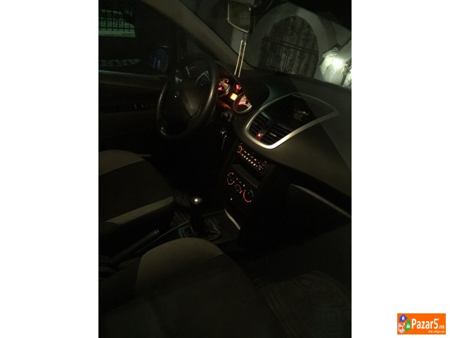 Pezo 207 1.4 Hdi So Servisna Kniska Kako Nov