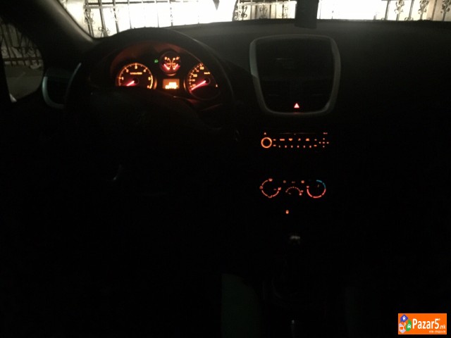 Pezo 207 1.4 Hdi So Servisna Kniska Kako Nov