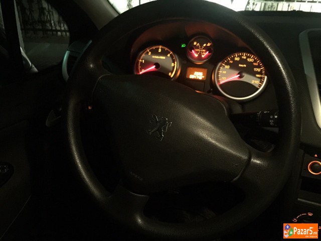 Pezo 207 1.4 Hdi So Servisna Kniska Kako Nov