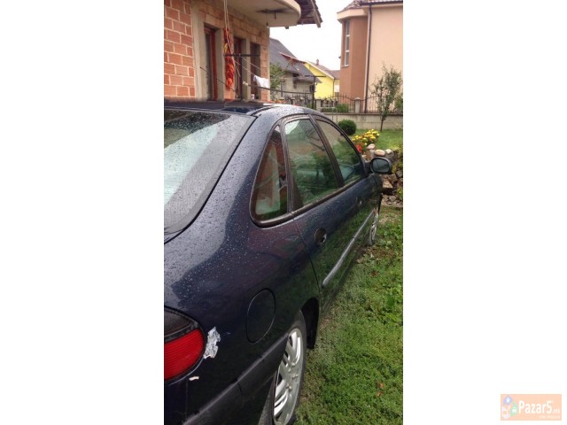 Se Prodava Ili Zamenuva Laguna I Matiz 