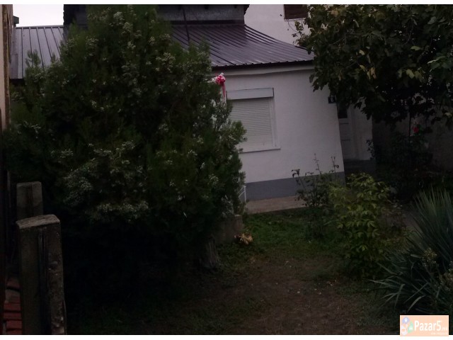 Се продава Градежно земјиште од 253 M2 во Дебар Ма