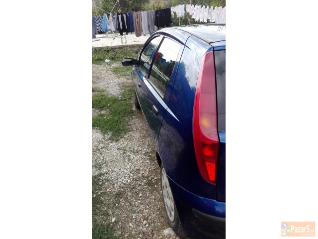 Se Prodava Ili Menuva Fiat Punto