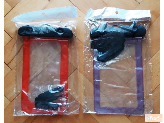 Продавам две нови водоотпорни торбички за Smartpho