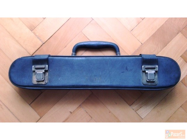 Продавам момент клуч!