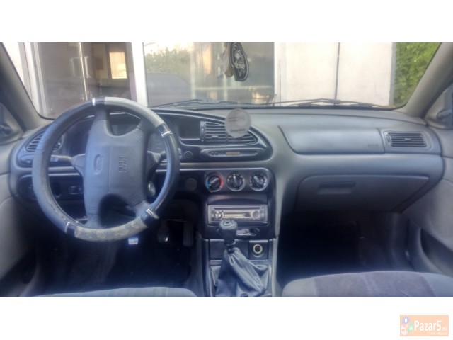 Ford Mondeo Mk2 