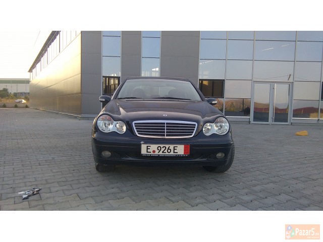 Mercedes C 220 2002 God 