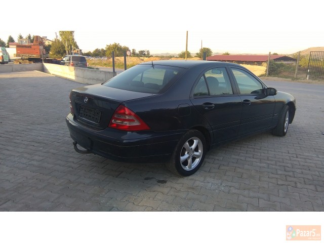 Mercedes C 220 2002 God 