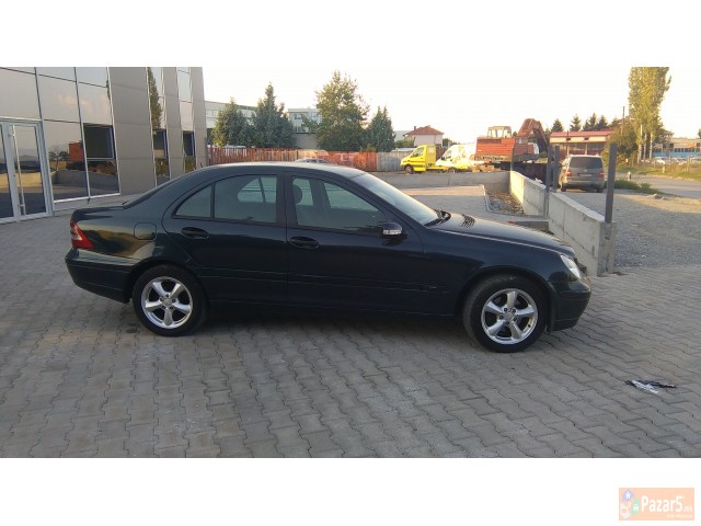 Mercedes C 220 2002 God 