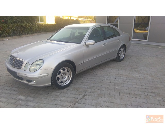 Mercedes E 220 2004 God