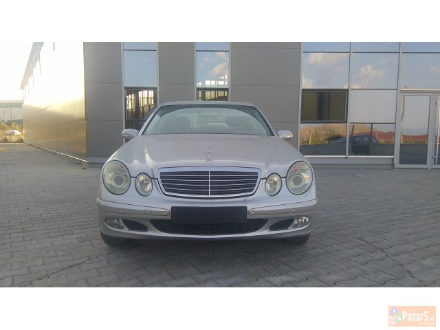 Mercedes E 220 2004 God