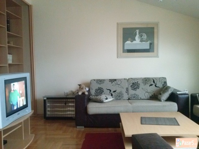 Се продава Куќа од 224m2 во населба Тафталиџе 1