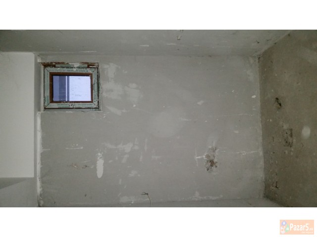 Се продава нов стан од 152m2 нас.Центар