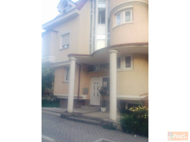 Garsonjera Namestena 35m2