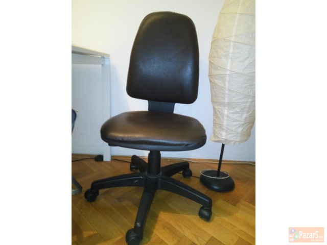 Канцелариска столица